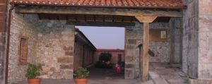 Hospedería del monasterio de Suesa.
